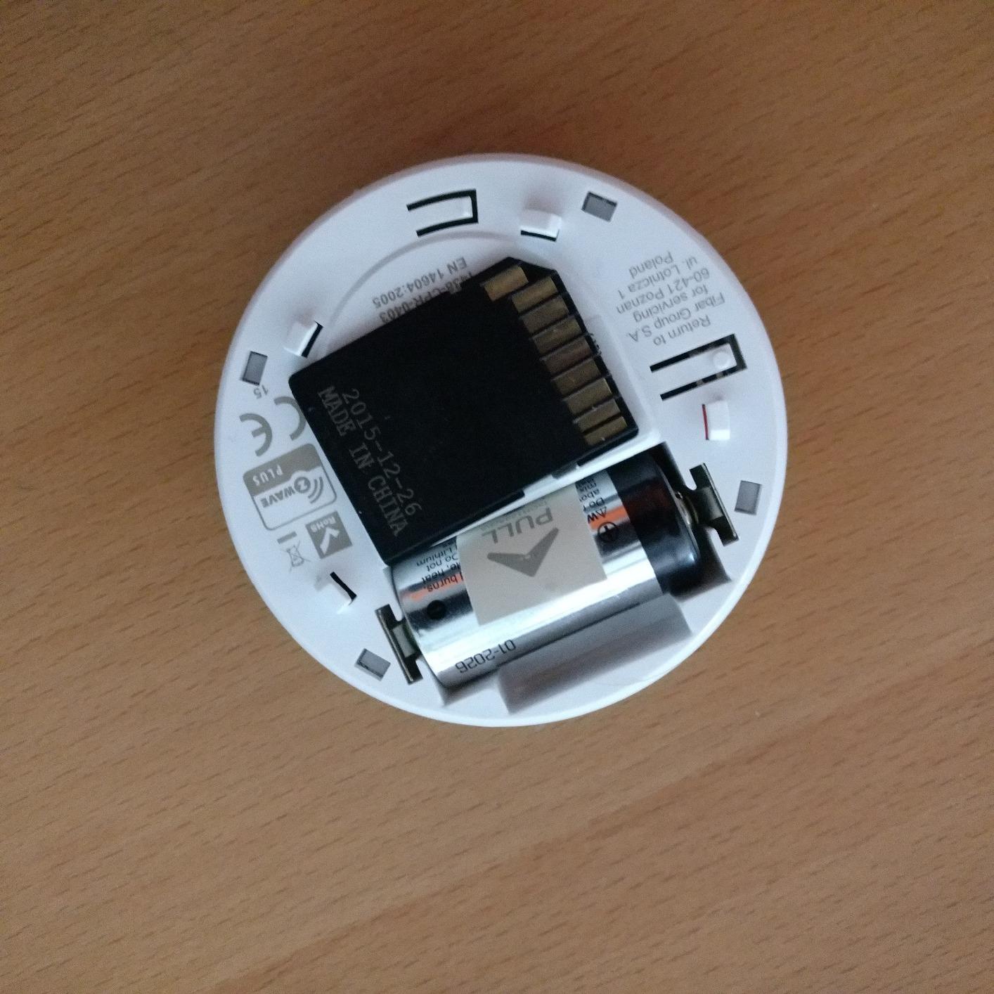 Fibaro FGSD-002 Détecteur de fumée Z-Wave température