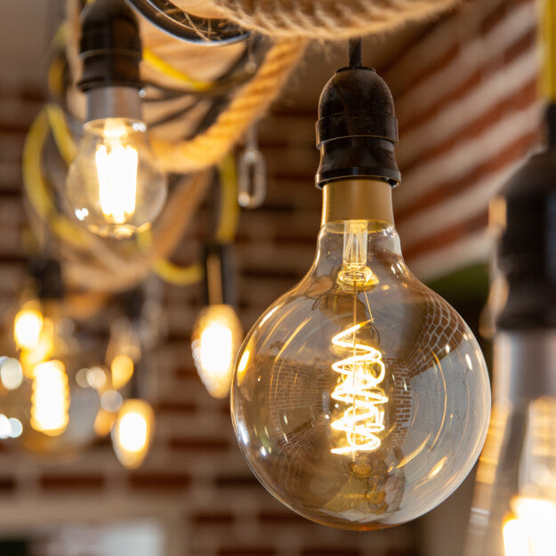 Shelly Gen1 Vintage G125 ampoule WiFi E27 dimmable