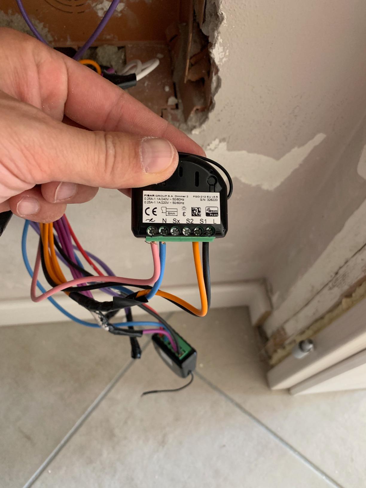 Fibaro Éclairage Dimmer 2 FGD-212 variateur lumière Z-Wave