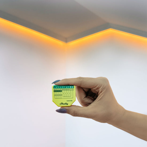 Shelly Plus RGBW PM contrôleur LED pack de 2 WiFi